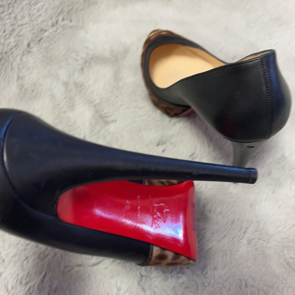 Christian Louboutin Maggie Pong Leopard Chad/K - Picture 9 of 13